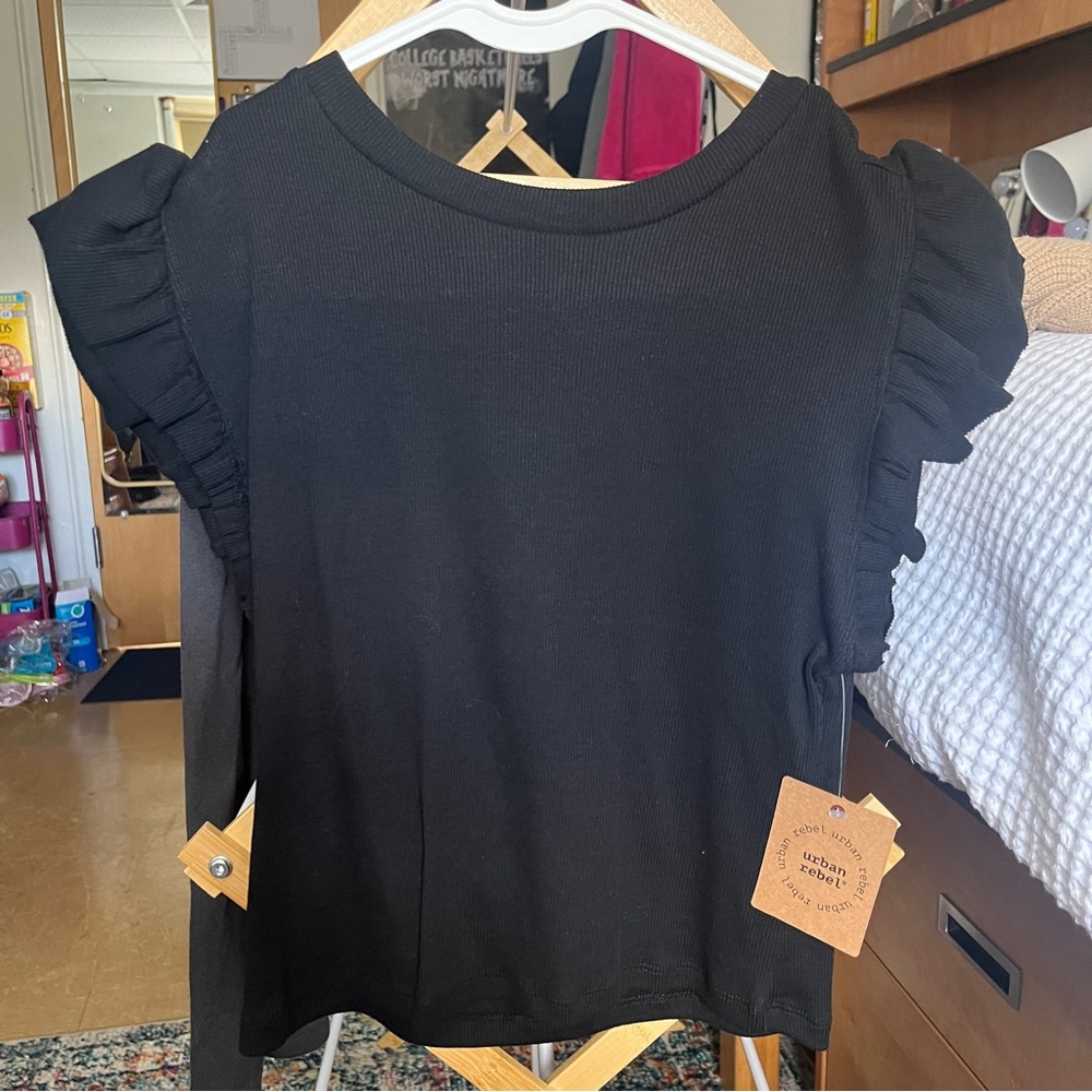 Black Ribbed T-Shirt Ruffle Sleeves